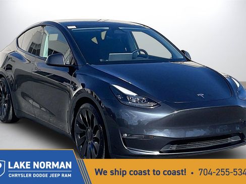 Used 2024 Tesla Model Y Performance image 1