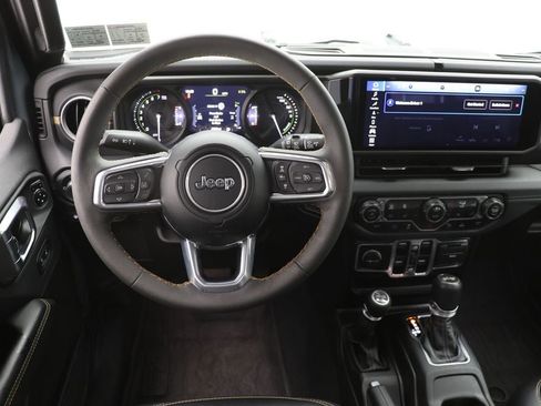 Used 2024 Jeep Wrangler Unlimited Sahara w/ Technology Group image 13