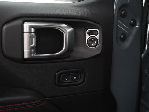 Used 2024 Jeep Wrangler Unlimited Rubicon image 20