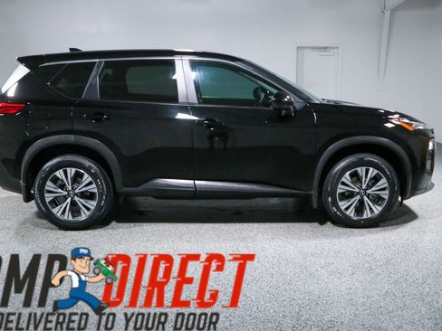 Used 2023 Nissan Rogue SV FWD image 6