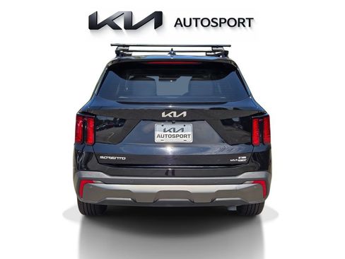 Certified 2024 Kia Sorento X-Line EX AWD/4WD image 9