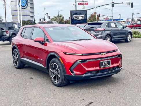 New 2026 Chevrolet Equinox EV LT image 5