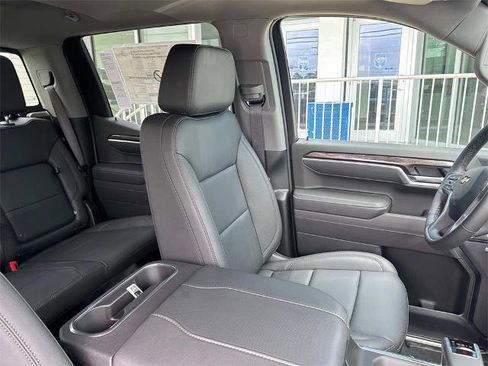 New 2025 Chevrolet Silverado 1500 LTZ w/ LTZ Convenience Package II RWD image 10