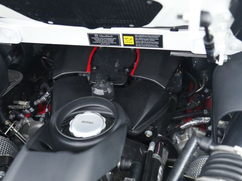 Certified 2020 Ferrari 488 Pista Spider image 37