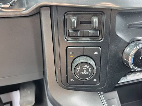 Used 2025 Ford F150 Lariat w/ Equipment Group 501A Mid AWD/4WD image 23