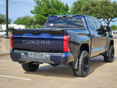 Used 2024 Toyota Tundra Platinum image 6