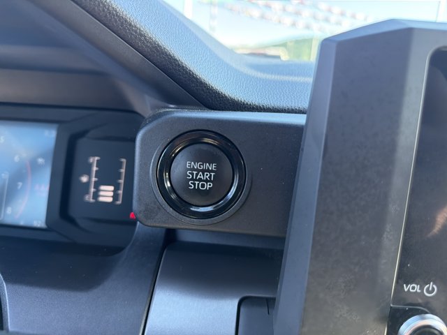 Used 2024 Toyota Tacoma SR5 AWD/4WD image 25