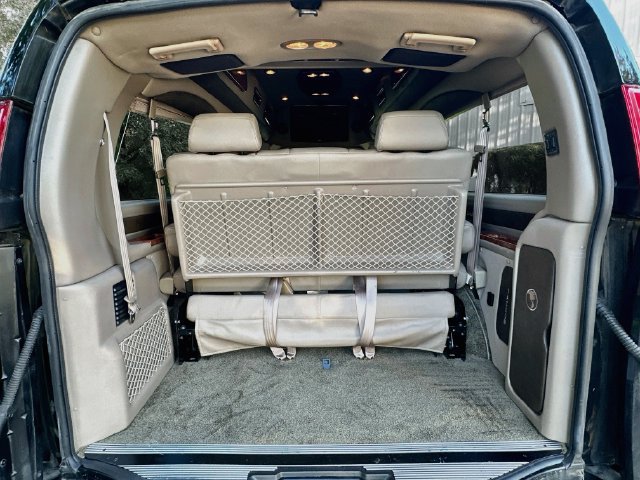 Used 2017 GMC Savana 2500 Extended RWD image 31
