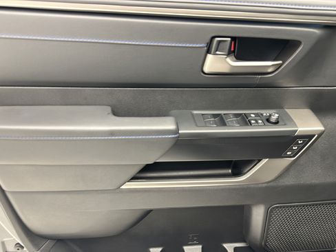 Used 2026 Toyota Tundra Platinum AWD/4WD image 17