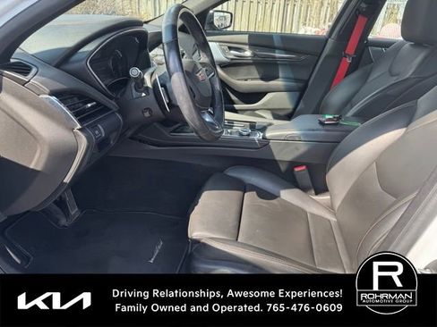 Used 2024 Cadillac CT5 V w/ LPO, ONYX Package image 9