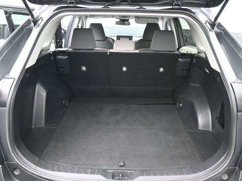 Used 2020 Toyota RAV4 XLE image 25