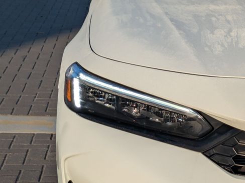 Certified 2025 Honda Civic Sport image 11