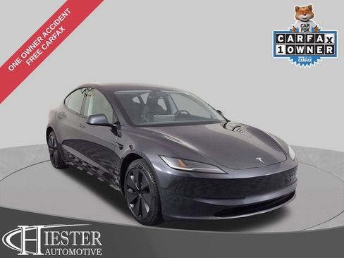 Used 2025 Tesla Model 3 RWD image 1