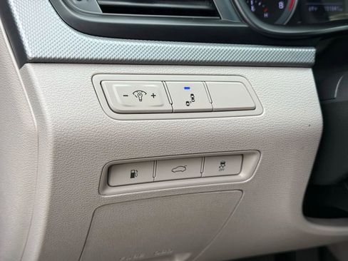 Used 2018 Hyundai Sonata SE image 27