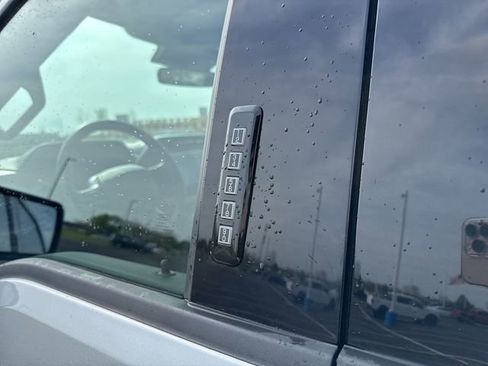 Used 2024 Ford F150 XLT image 15