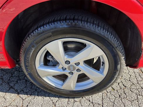 Used 2020 Audi Q3 2.0T Premium Plus image 16