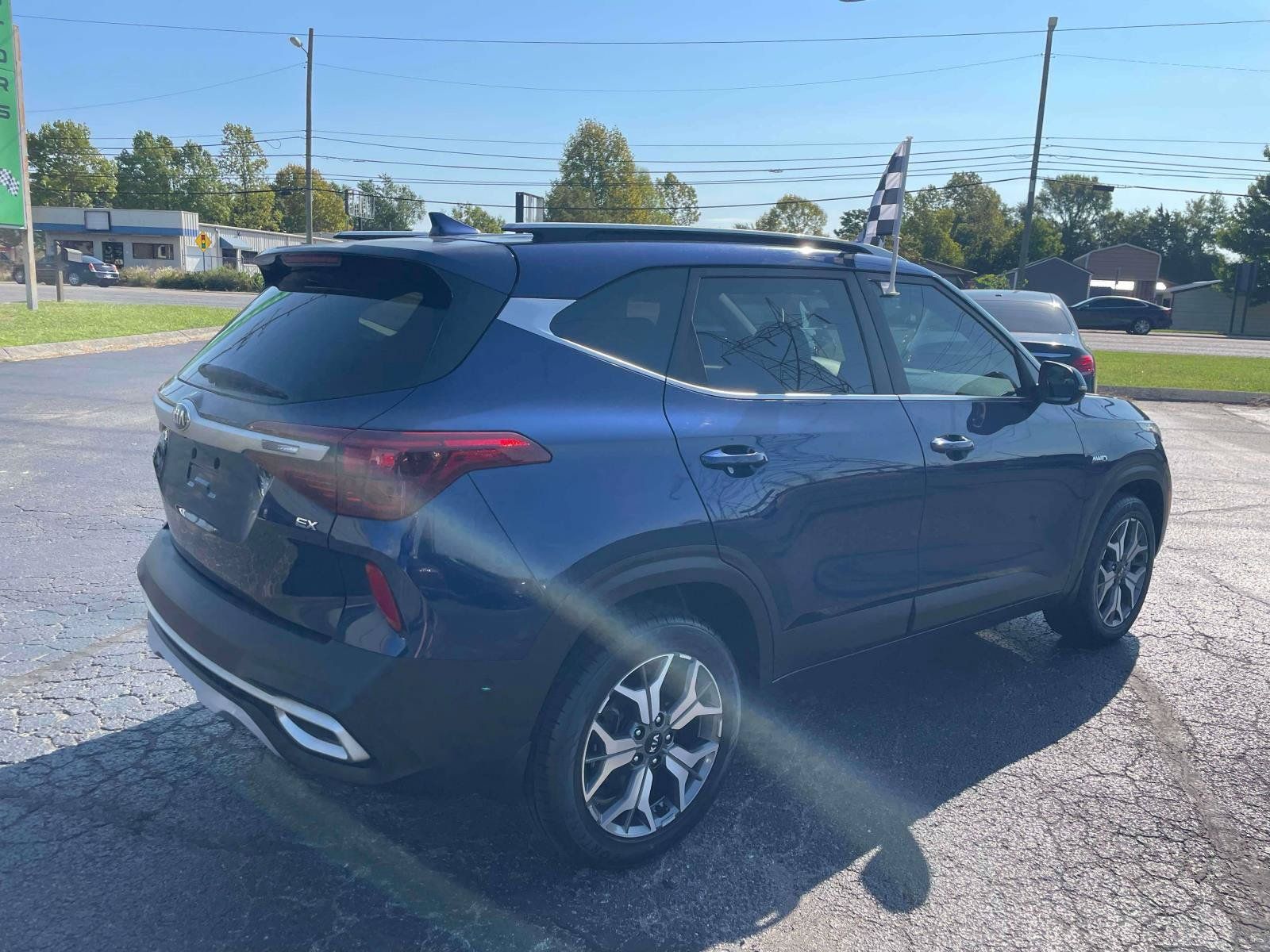 Used 2021 Kia Seltos EX AWD/4WD image 9
