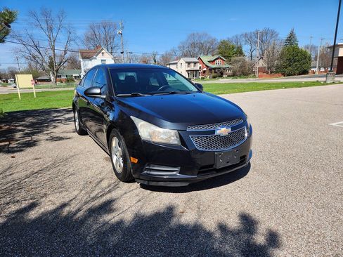 Used 2011 Chevrolet Cruze LT FWD image 10