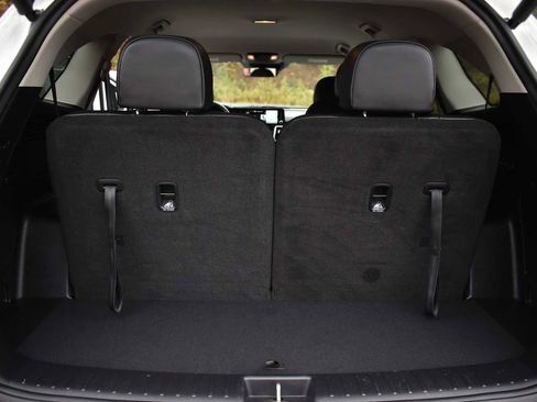 Used 2023 Kia Sorento EX image 8