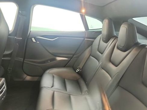 Used 2019 Tesla Model S 100D image 30
