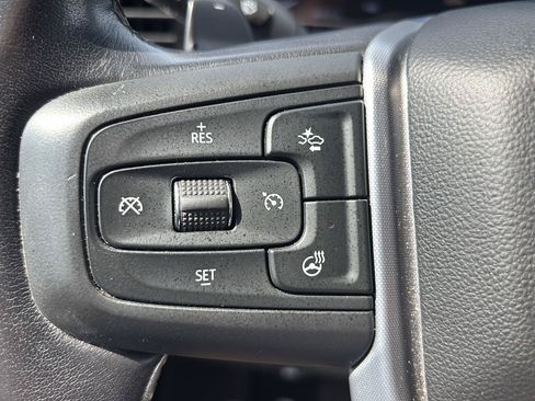 Used 2022 GMC Sierra 1500 SLT w/ SLT Convenience Package AWD/4WD image 27
