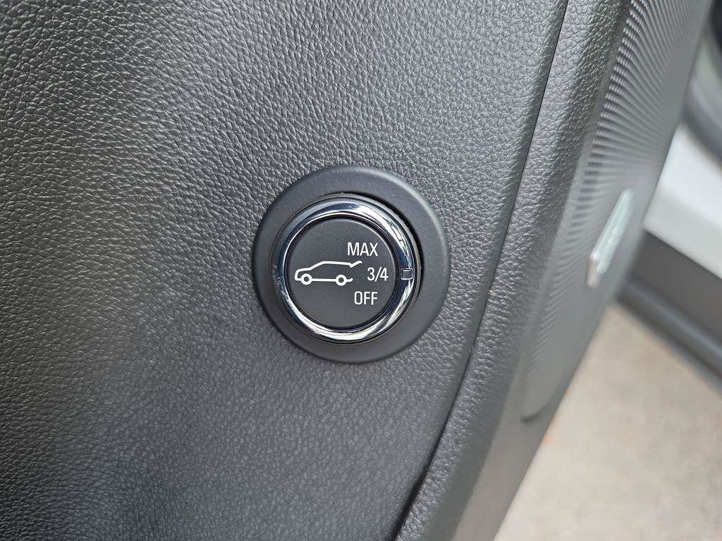 Used 2023 Chevrolet Blazer Premier w/ Driver Confidence II Package FWD image 27