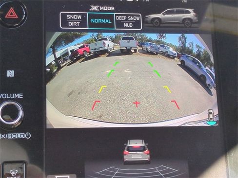 Used 2025 Subaru Forester Touring image 21