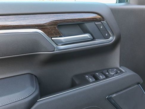 New 2026 GMC Sierra 1500 SLE image 14