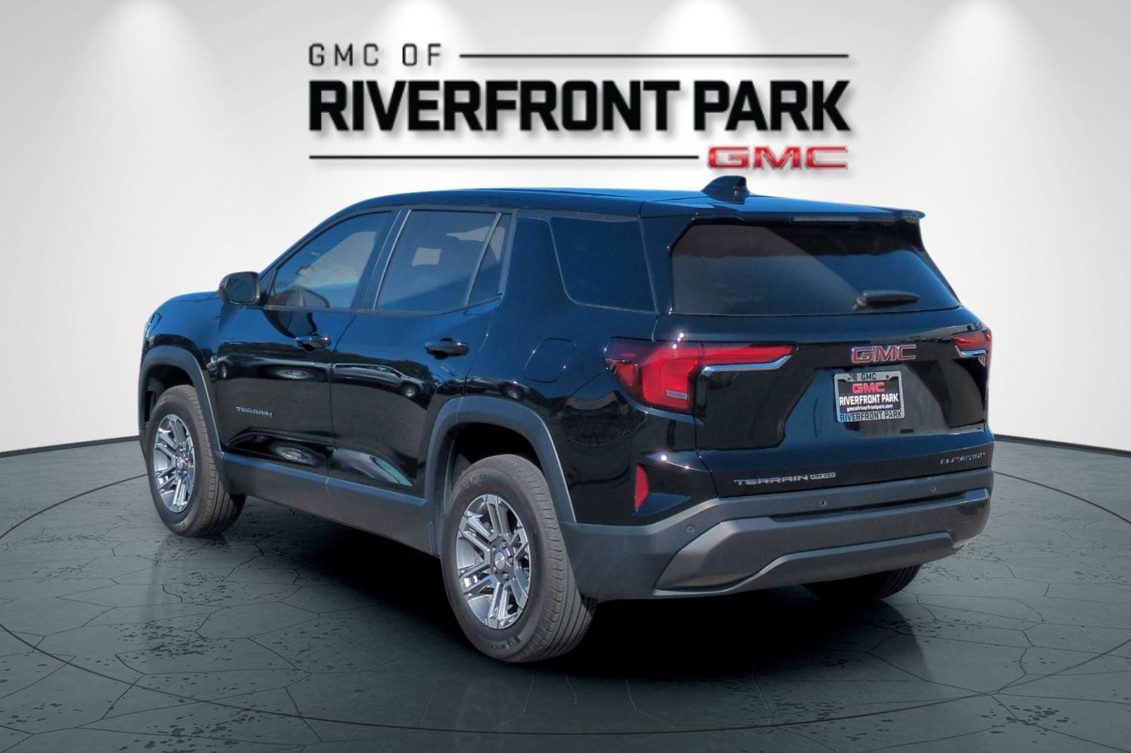 Used 2025 GMC Terrain Elevation AWD/4WD image 5