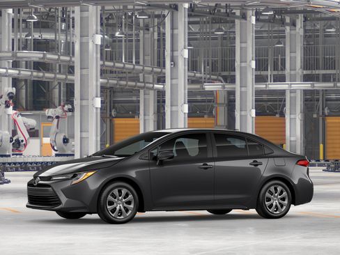 New 2026 Toyota Corolla LE FWD image 3