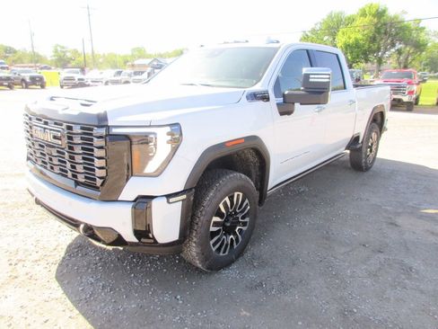 New 2026 GMC Sierra 2500 Denali Ultimate AWD/4WD image 10