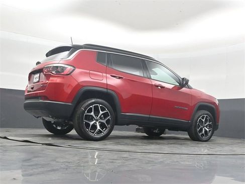 New 2026 Jeep Compass Limited image 38