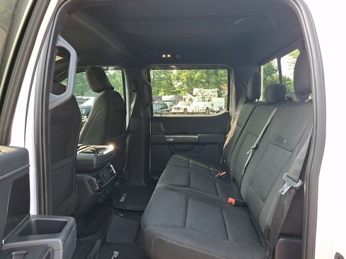 Used 2022 Ford F150 XLT w/ Equipment Group 302A High AWD/4WD image 11