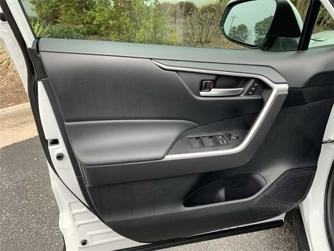 New 2025 Toyota RAV4 XLE Premium image 17