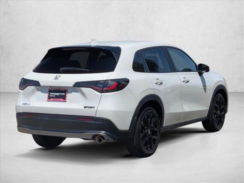 Used 2023 Honda HR-V Sport image 5