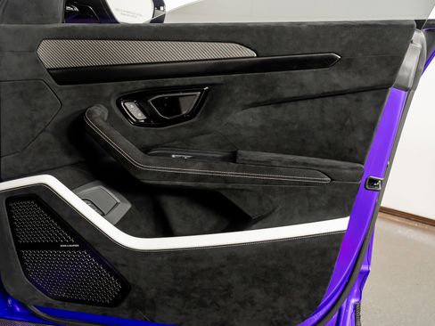 Used 2024 Lamborghini Urus Performante image 57