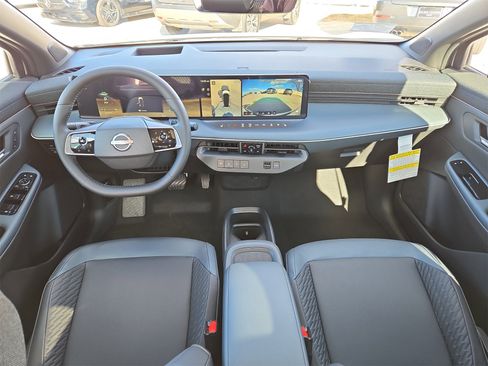 New 2026 Nissan Leaf Platinum+ image 12