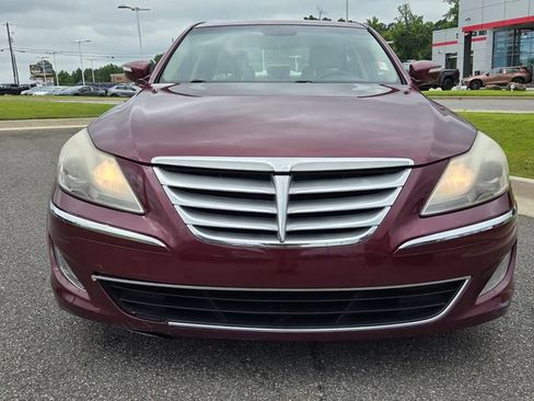 Used 2012 Hyundai Genesis 3.8 RWD image 2