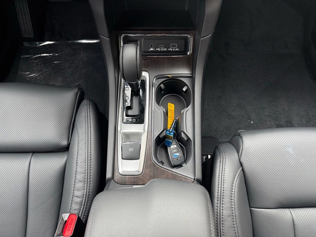 Used 2026 Subaru Ascent Touring AWD/4WD image 18