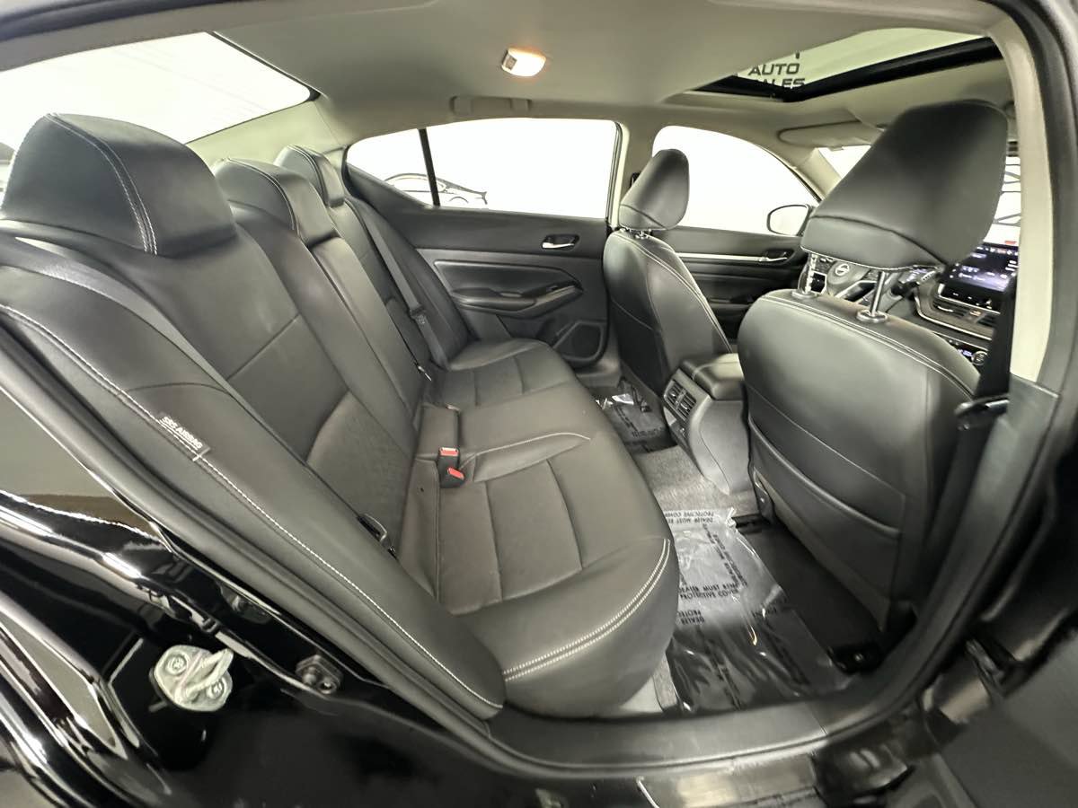 Used 2023 Nissan Altima 2.5 SL AWD/4WD image 26