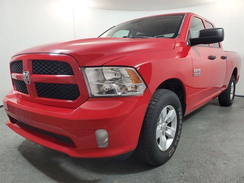 Used 2016 RAM 1500 Express image 3