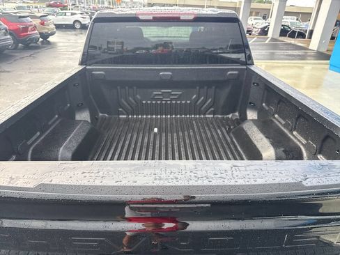 Used 2024 Chevrolet Silverado 1500 LT AWD/4WD image 35