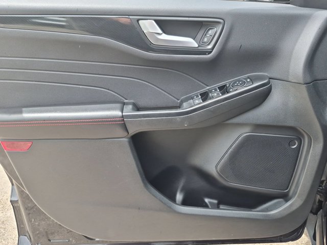 Used 2025 Ford Escape ST-Line FWD image 11