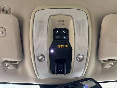 Used 2015 Volvo V60 T5 Premier Plus image 39