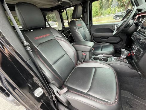 Used 2019 Jeep Wrangler Unlimited Rubicon w/ Safety Group AWD/4WD image 25