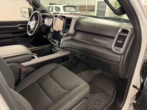 Used 2025 RAM 1500 Big Horn image 38