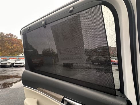 Used 2022 Kia Telluride EX image 26