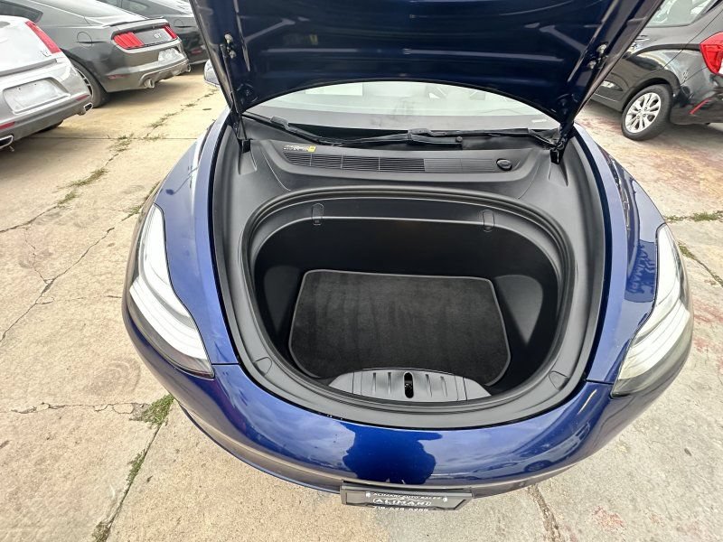Used 2018 Tesla Model 3 Long Range AWD/4WD image 26
