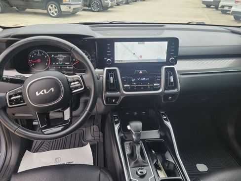 Used 2022 Kia Sorento S w/ Panoramic Sunroof Package image 20