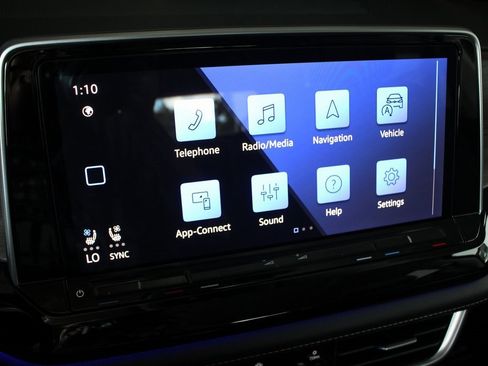 New 2025 Volkswagen Atlas SEL image 9